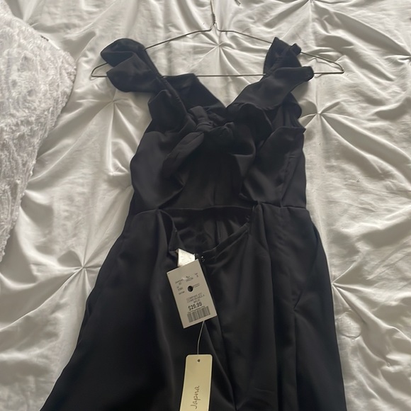 Black jumper with half open back - Picture 2 of 3